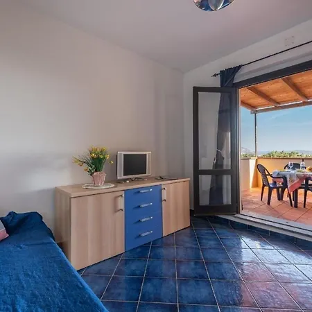 Apartmán In La Pelosa Mit Terrasse
